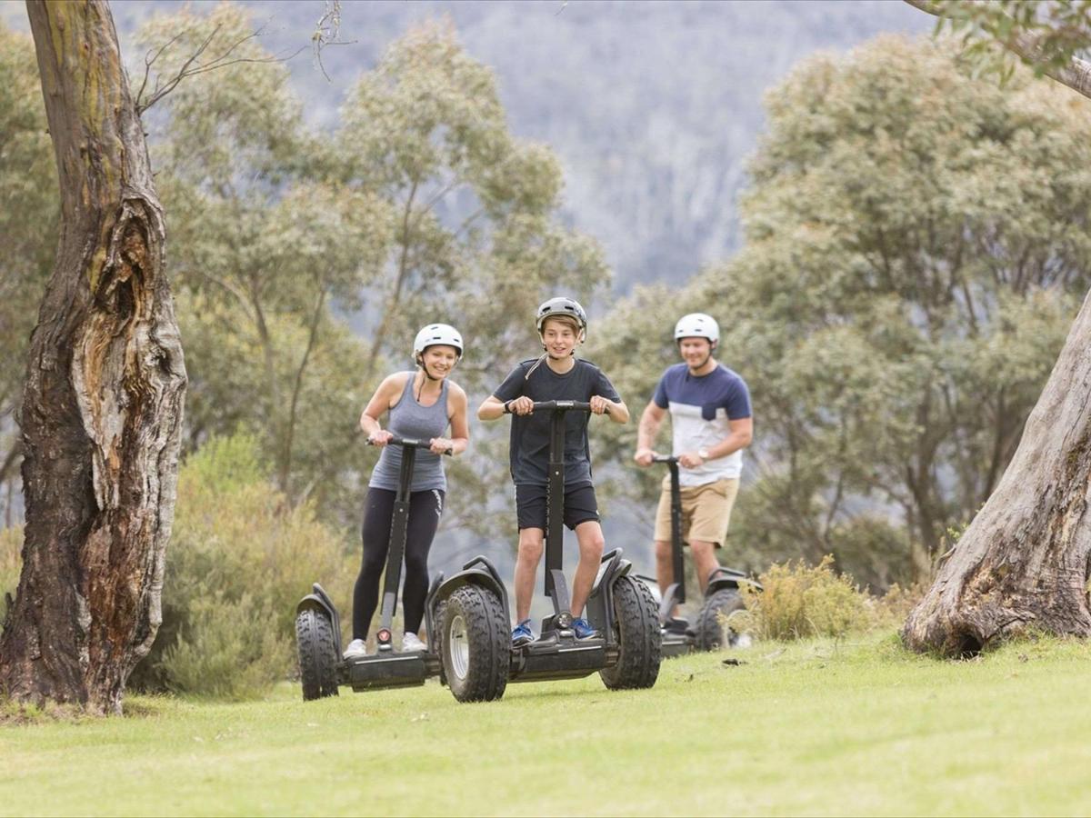 Lake Crackenback Resort & Spa Bagian luar foto